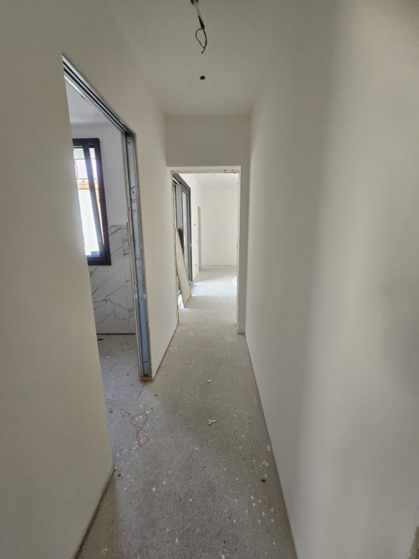 Scopri questa magnifica casa singola terratetto, situata nel cuore storico del Carmine, a pochi p...