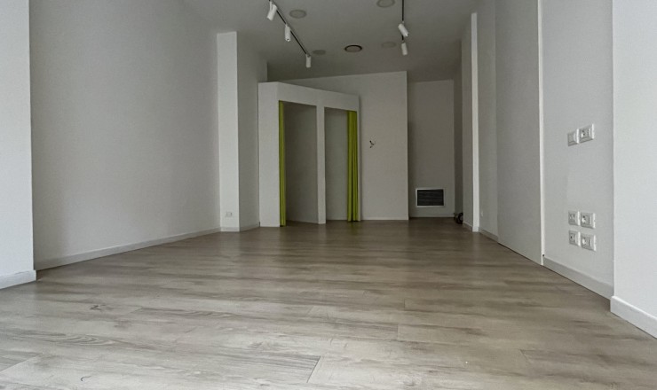 Scopri questa magnifica casa singola terratetto, situata nel cuore storico del Carmine, a pochi p...