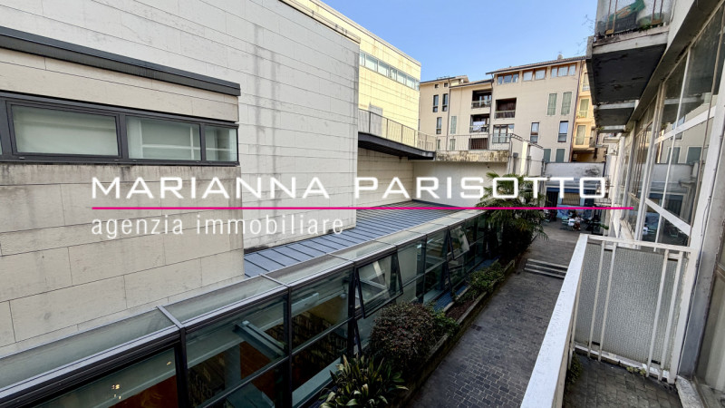 Ns. Esclusiva: Bassano Centro Storico – Operazione per Investitori: 3 Unità (Uffici) Attigue (144...