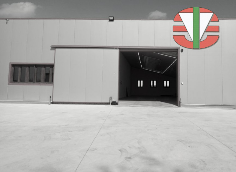 Trebaseleghe - Affittasi  porzione ovest di laboratorio artigianale al piano terra  con superfici...