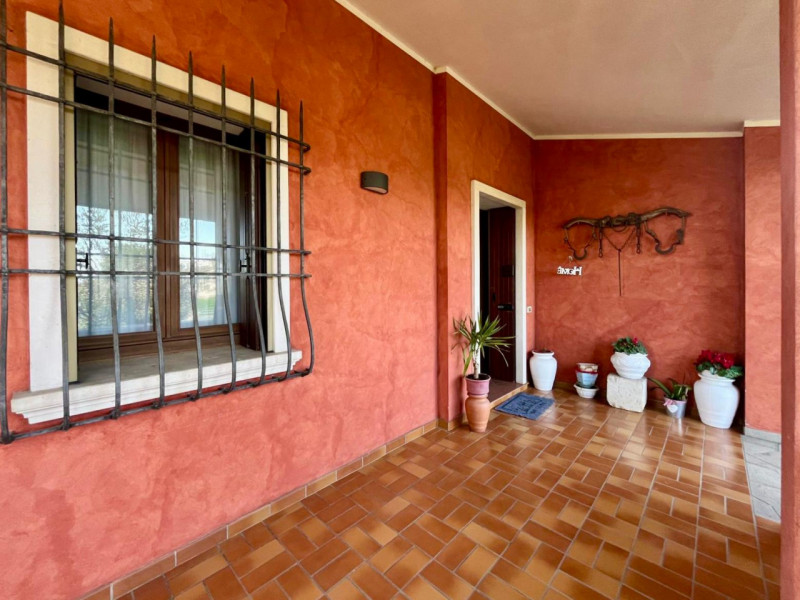 Meravigliosa villa singola dal design contemporaneo, immersa nell'incantevole contesto di Rovolon...