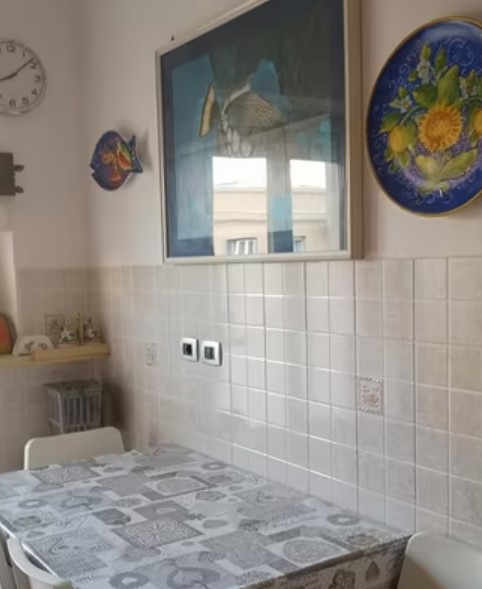 Napoli Affitto Appartamento trilocale