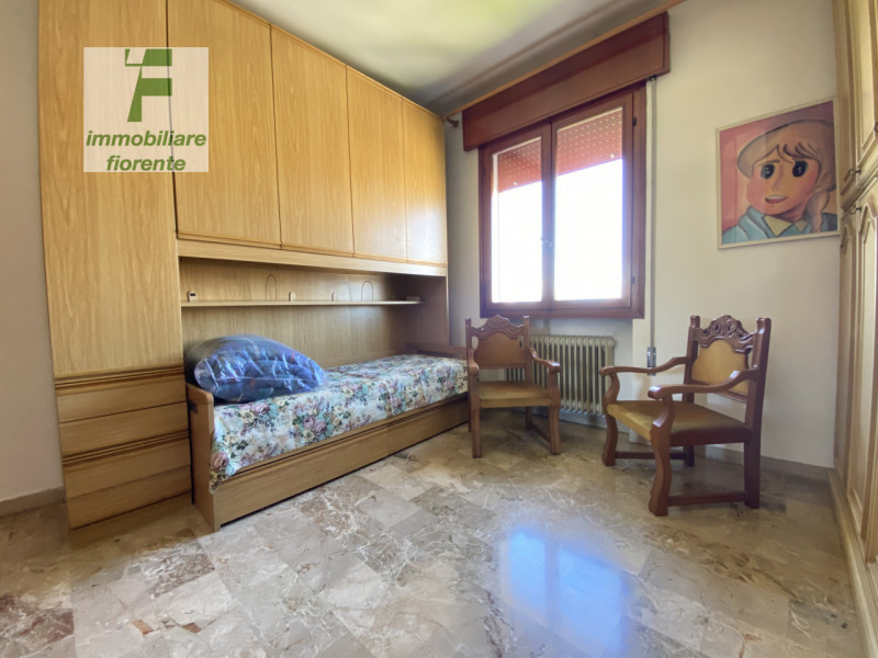 Nel cuore di PADOVA, nella prestigiosa zona di SACRO CUORE. L'immobile si trova al 3° ED ULTIMO P...