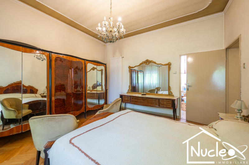 Battaglia Terme. In contesto residenziale, posizionata nel cuore del paese, porzione indipendente...