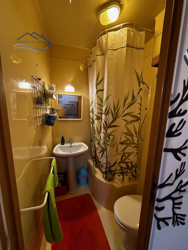 ZONA SAVONAROLA - Nel cuore del centro storico si propone elegante soluzione abitativa all'ultimo...