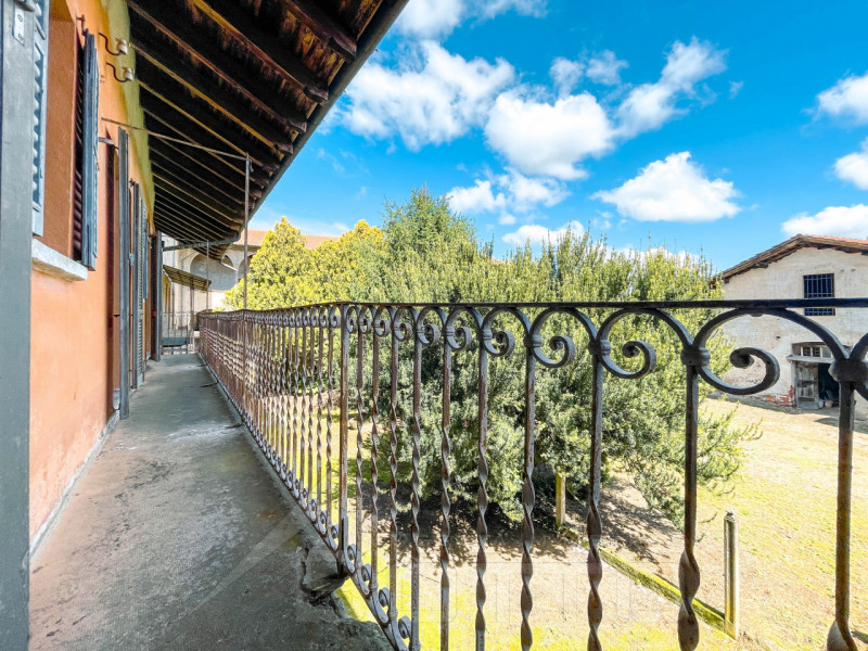 Casa indipendente in vendita a Cavaglietto, ampio giardino