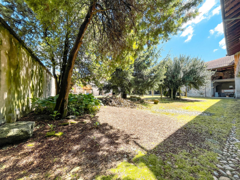 Casa indipendente in vendita a Cavaglietto, ampio giardino
