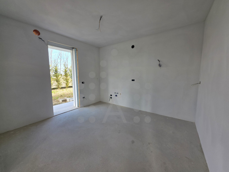 Una prestigiosa villa in corso di costruzione immersa nel verde, comoda al centro di Abano Terme ...