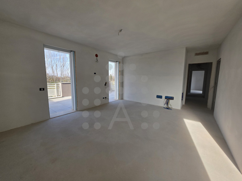 Una prestigiosa villa in corso di costruzione immersa nel verde, comoda al centro di Abano Terme ...