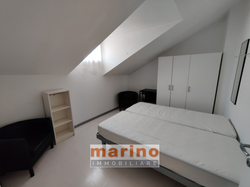 PADOVA VIA DANTE CENTRO STORICO VENDITA APPARTAMENTO
Appartamento in vendita in centro storico a ...