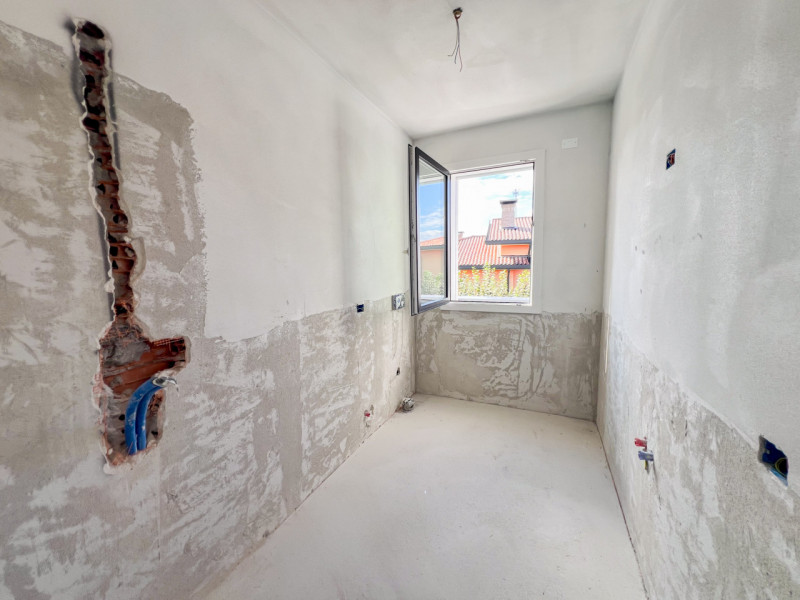 ***ULTIMA PORZIONE DI QUADRIFAMILIARE***

In uno dei quartieri più belli, ricco di verde pubblico...