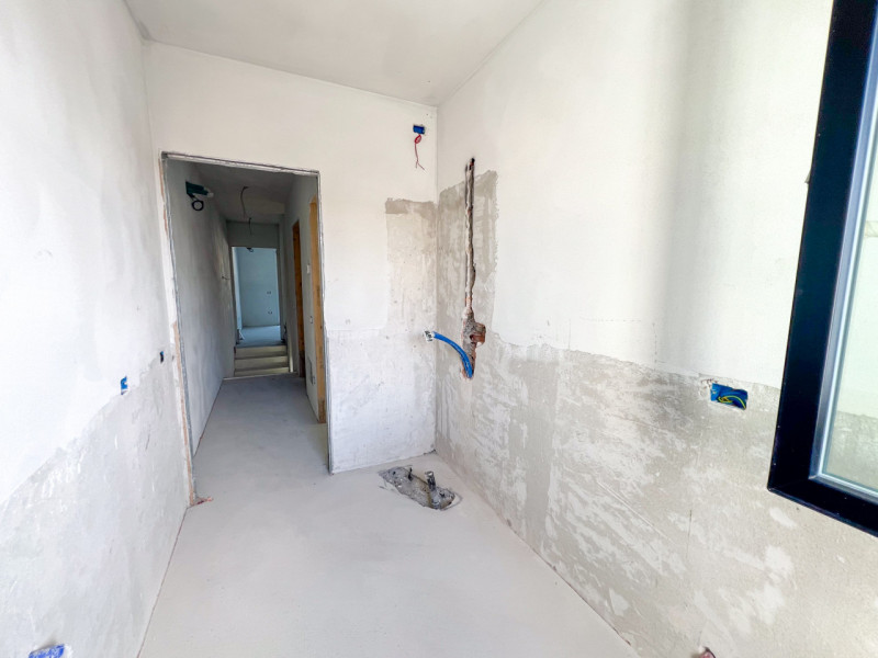 ***ULTIMA PORZIONE DI QUADRIFAMILIARE***

In uno dei quartieri più belli, ricco di verde pubblico...