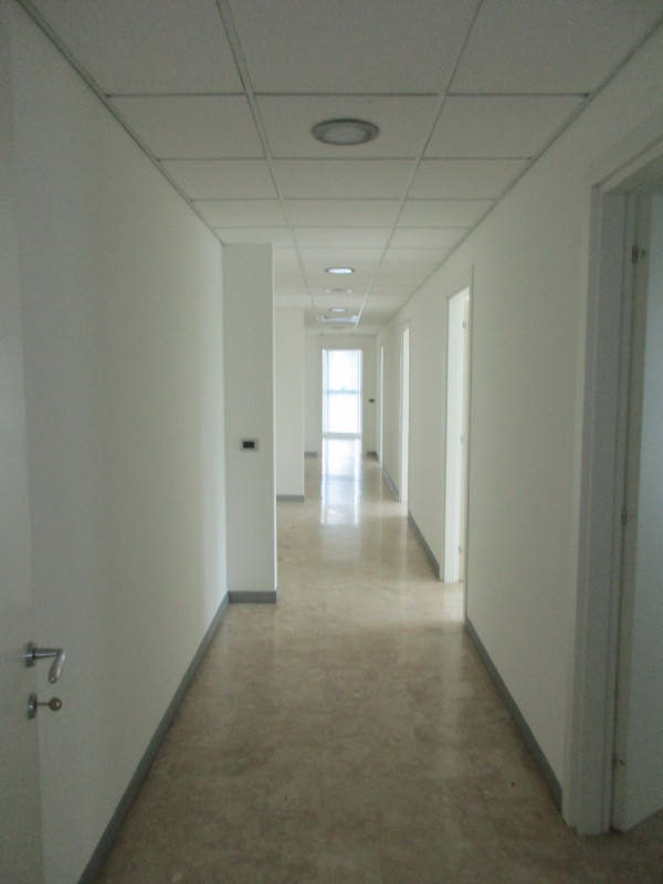 Castagnara CENTRALISSIMO affittasi uffici di varie metrature. 

- Prima offerta: ufficio di 152 m...