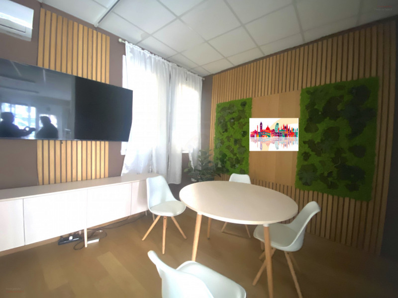 Stanga. Negozio - Ufficio completamente Ristrutturato. Acquisto senza iva, piano terra, di mq 80....