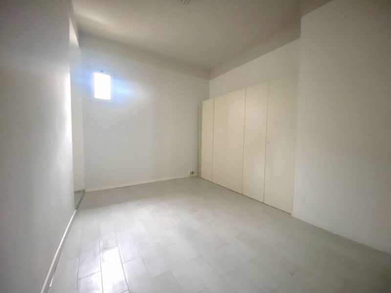 Stanga. Negozio - Ufficio completamente Ristrutturato. Acquisto senza iva, piano terra, di mq 80....