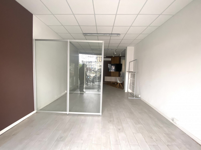 Stanga. Negozio - Ufficio completamente Ristrutturato. Acquisto senza iva, piano terra, di mq 80....