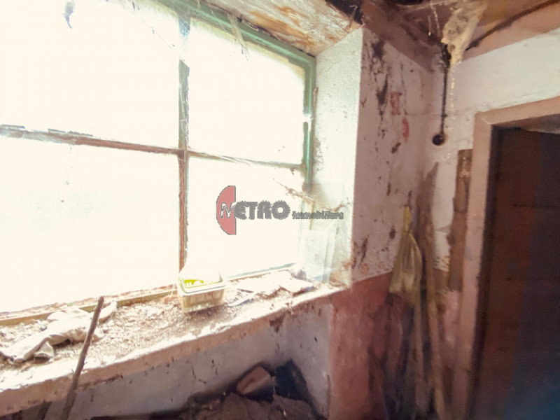 Bellissimo rustico di circa 100 mq situato nella zona Massignani a Valdagno. L'immobile è complet...