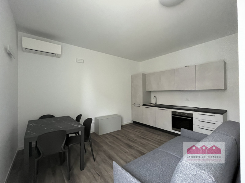 SOLO LOCAZIONI A STUDENTI- DISPONIBILE DA ESTATE 2026: BICAMERE A VICENZA DI RECENTE RISTRUTTURAZ...