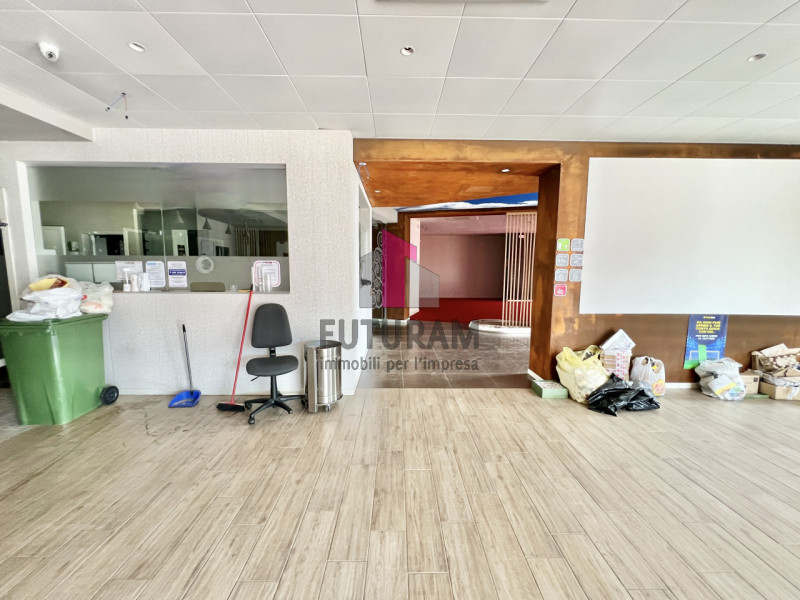 MAROSTICA- RIF.166BRU-FUTURAM PER INFO 0444/310220 - 392/9183796

SU STRADA DI FORTE PASSAGGIO AD...