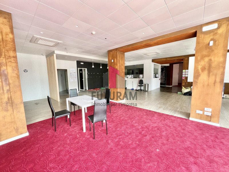 MAROSTICA- RIF.166BRU-FUTURAM PER INFO 0444/310220 - 392/9183796

SU STRADA DI FORTE PASSAGGIO AD...