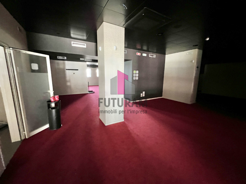 MAROSTICA- RIF.166BRU-FUTURAM PER INFO 0444/310220 - 392/9183796

SU STRADA DI FORTE PASSAGGIO AD...