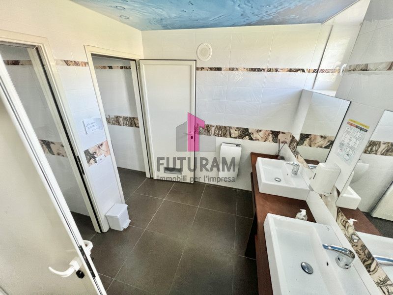 MAROSTICA- RIF.167BRU-FUTURAM PER INFO 0444/310220 - 392/9183796

SU STRADA DI FORTE PASSAGGIO AD...