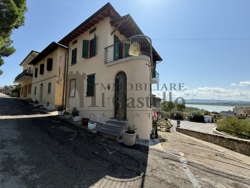 Castiglione del Lago Vendita Appartamento pentalocale