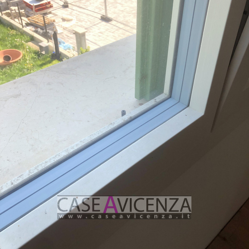 GRISIGNANO DI ZOCCO - CLASSE ENERGETICA A3 - Proponiamo in centro paese, ULTIMA ESCLUSIVA PORZION...