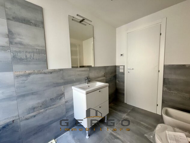 (Per info Monica 3482688677) Nel prestigioso contesto del Centro Storico di Padova, a pochi passi...