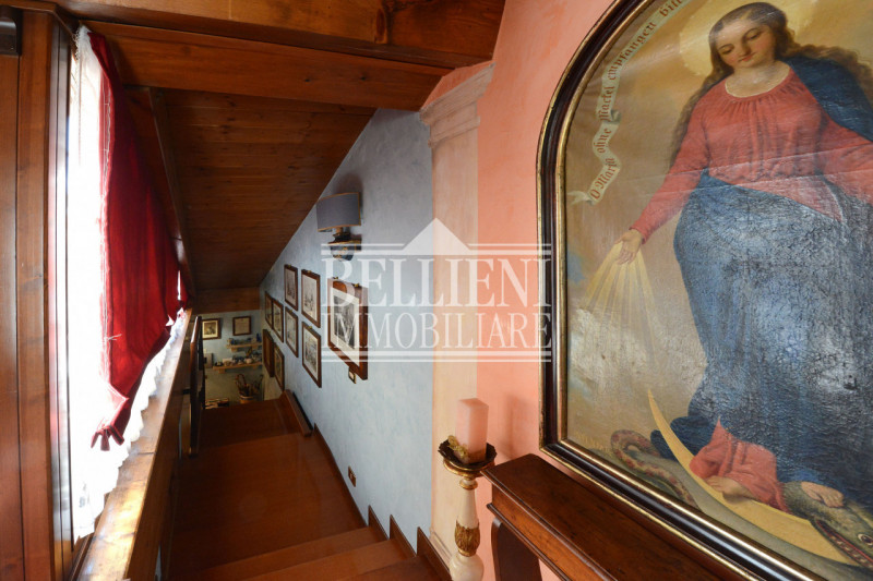 CENTRO STORICO - PONTE DEGLI ANGELI, proponiamo in vendita appartamento bicamere di 150 mq sito a...