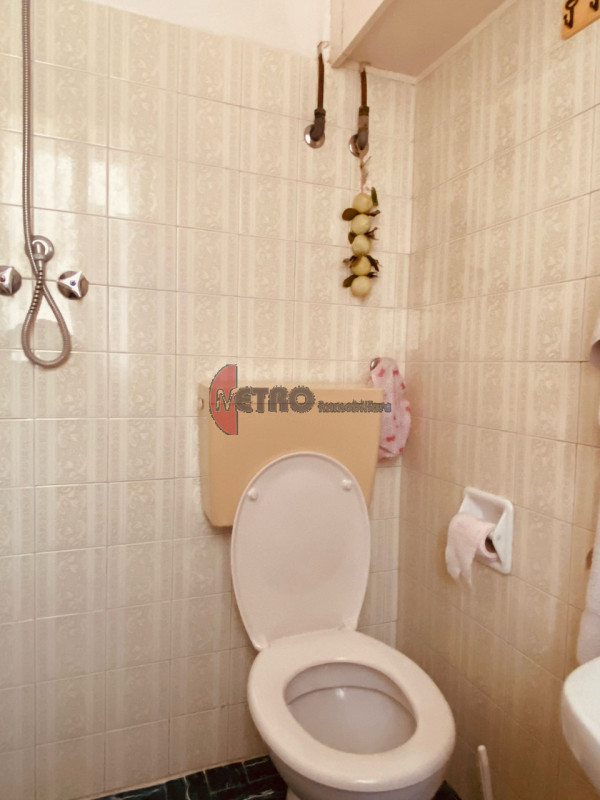 In vendita da Metro Immobiliare, proponiamo una casa di corte situata ai Massignani di Valdagno, ...