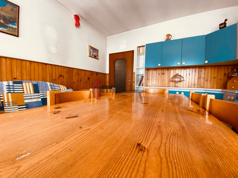 In vendita da Metro Immobiliare, proponiamo una casa di corte situata ai Massignani di Valdagno, ...