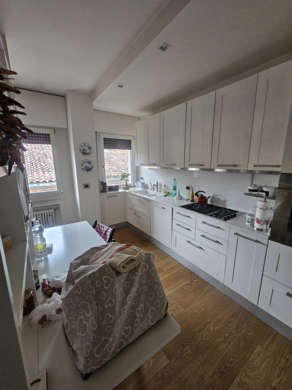 Scopri un'opportunità unica in una delle zone più suggestive di Padova, nella storica zona del Du...