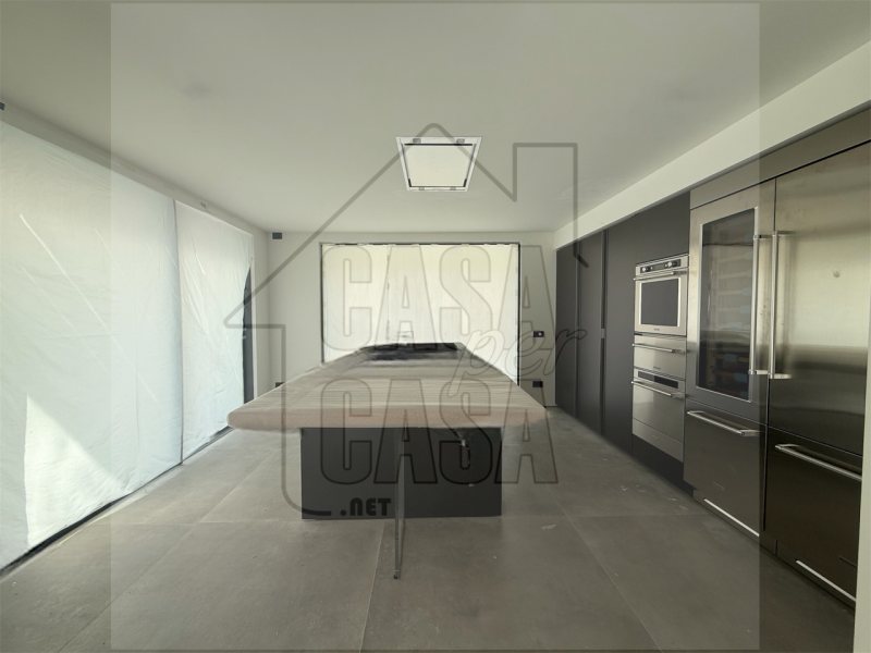 Riferimento R202: A Teolo, in una delle location più suggestive e panoramiche dei Colli Euganei, ...