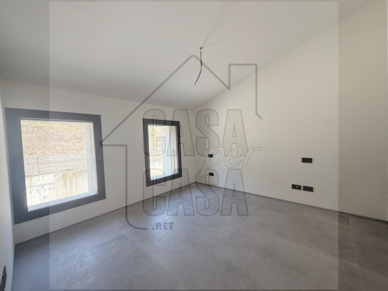 Riferimento R202: A Teolo, in una delle location più suggestive e panoramiche dei Colli Euganei, ...