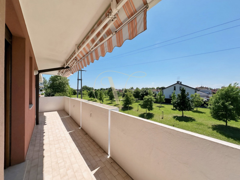 Se sei interessato a questo immobile contatta Filippo DIRETTAMENTE SU WHATSAPP al 3496784355.

Si...