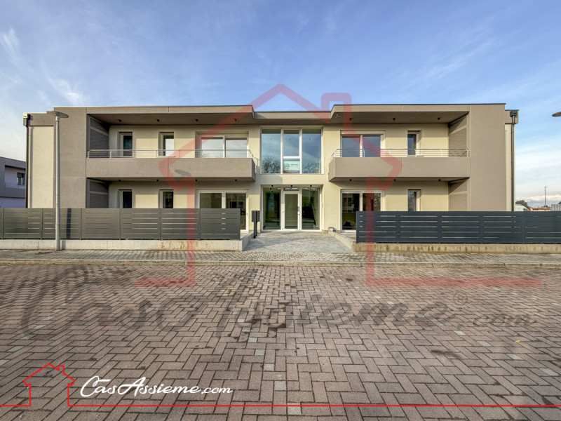 Rif. AG013
CHIAVI IN MANO - ULTIMA UNITA'!
Situato in un contesto residenziale in fase di importa...