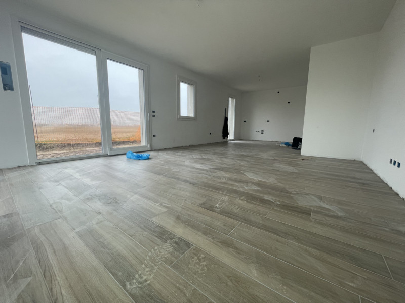 Ti presentiamo una splendida opportunità immobiliare nel cuore del tranquillo e residenziale quar...