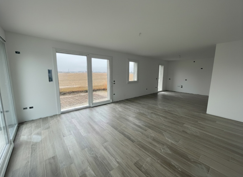 Nel cuore del tranquillo quartiere residenziale Bosco, nel comune di Rubano, proponiamo in vendit...