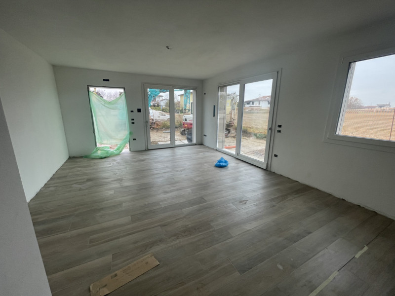 Ti presentiamo una splendida opportunità immobiliare nel cuore del tranquillo e residenziale quar...