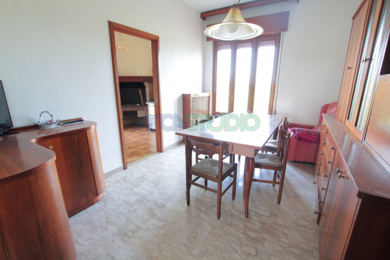 Bolzano Vicentino: questa particolare soluzione è ideale per chi necessita di grandi spazi abitat...