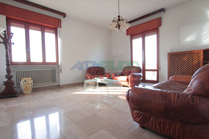 Bolzano Vicentino: questa particolare soluzione è ideale per chi necessita di grandi spazi abitat...