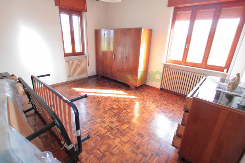 Bolzano Vicentino: questa particolare soluzione è ideale per chi necessita di grandi spazi abitat...