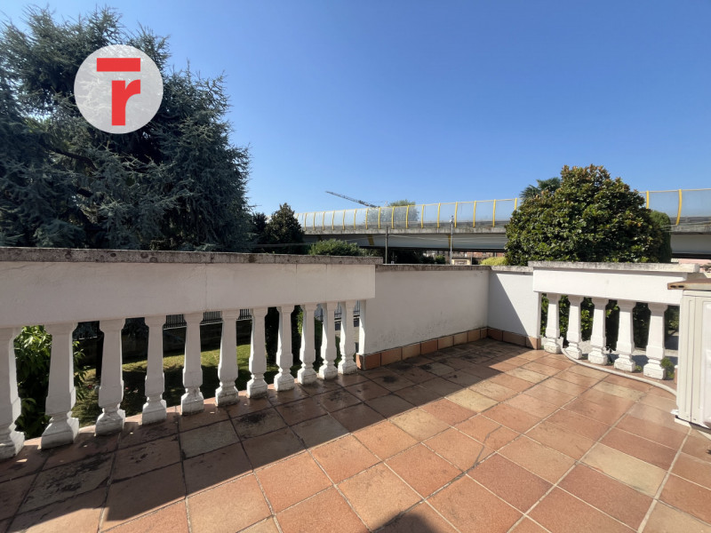 Pieve di Curtarolo: posizione comoda per l'accesso alla SS47 Valsugana di collegamento con i comu...