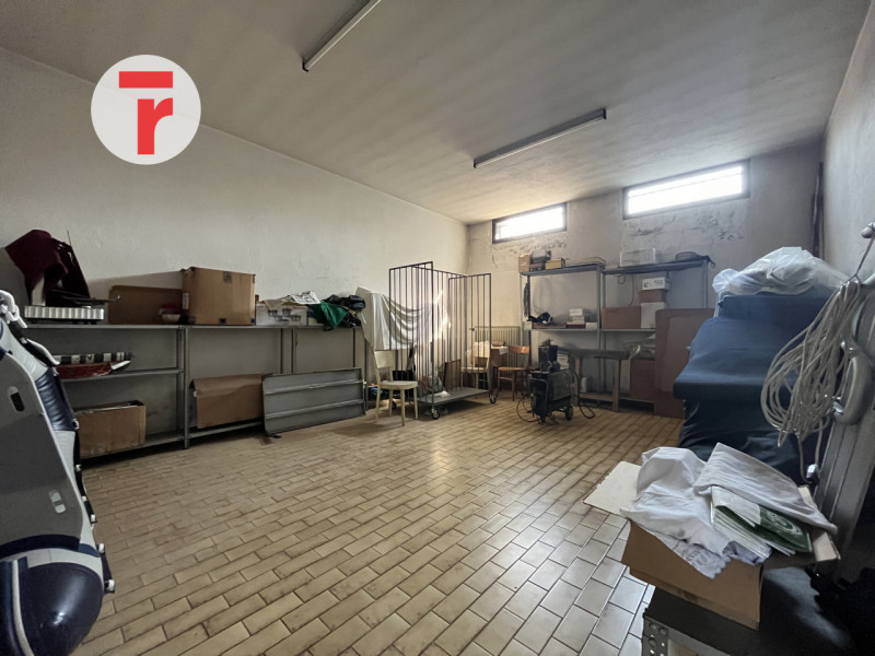 Pieve di Curtarolo: posizione comoda per l'accesso alla SS47 Valsugana di collegamento con i comu...