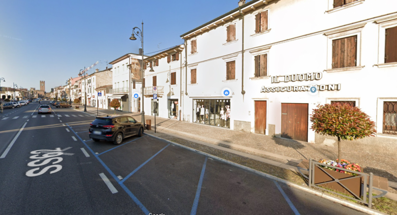 Villafranca di Verona Affitto Negozio