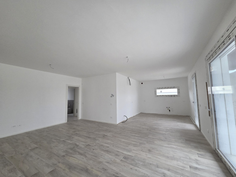 ABANO TERME - Situato nel rinomato quartiere di San Giuseppe, questo ATTICO esclusivo unisce la t...