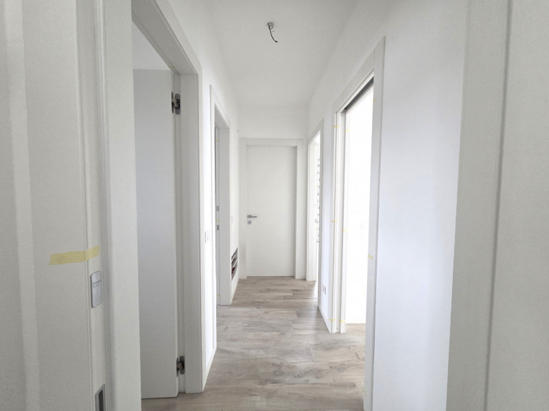 ABANO TERME - Situato nel rinomato quartiere di San Giuseppe, questo ATTICO esclusivo unisce la t...