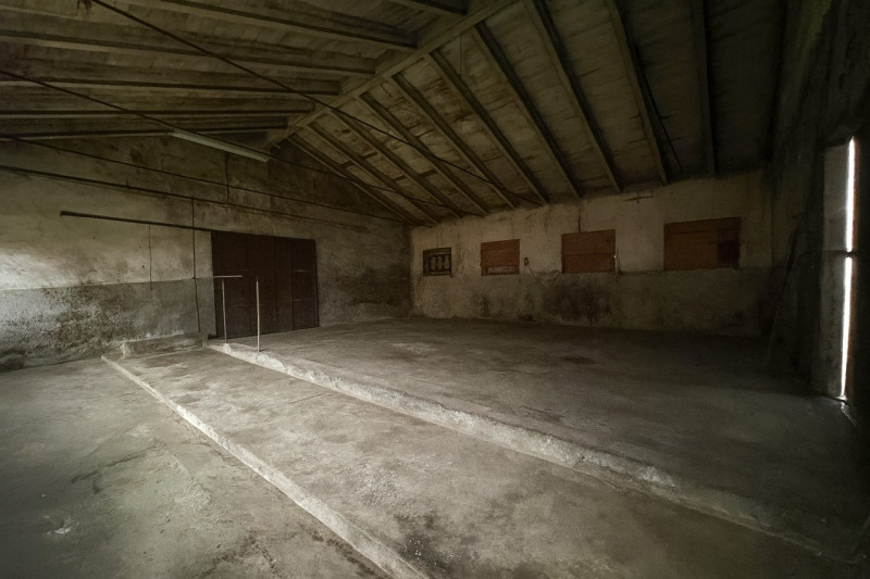 Bastia di Rovolon (PD):

Ti presentiamo una porzione di bifamiliare con 1000 mq di giardino priva...