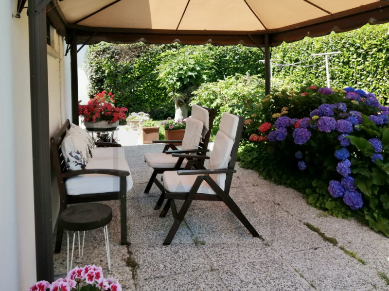 ABANO TERME - Nel rinomato quartiere residenziale di San Lorenzo ad Abano Terme, proponiamo in ve...